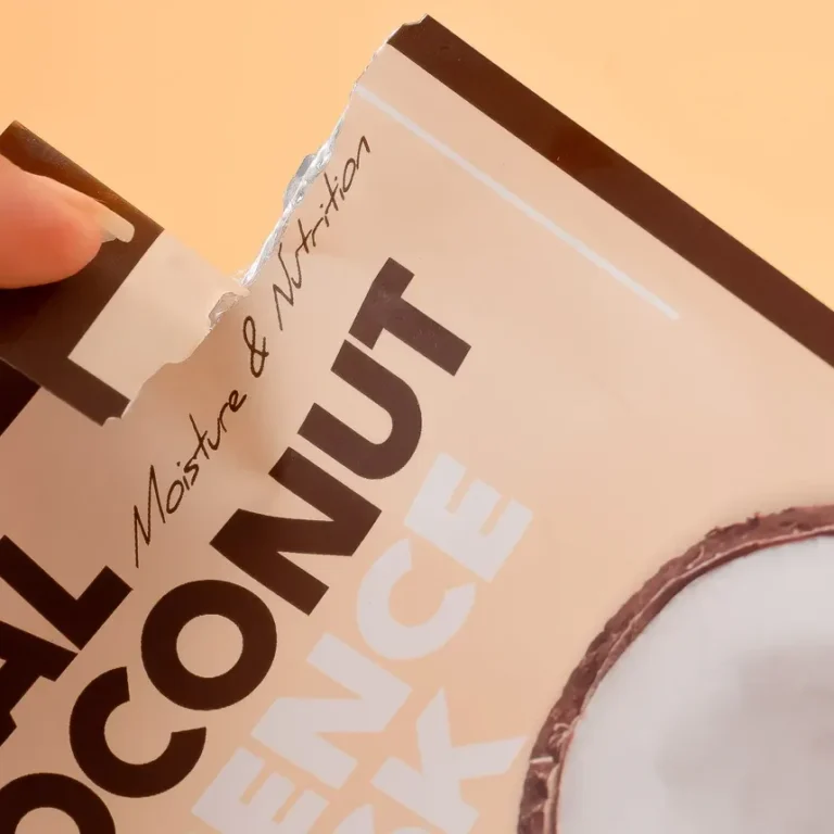 Farmstay_Real_Coconut_Essence_Mask_01_a30b5111-2b64-4fff-99fd-8fde6081743f