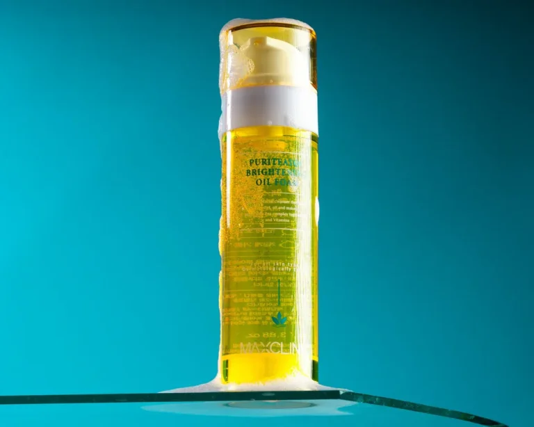 Maxclinic_Puriteatoc_Brightening_Oil_Foam_01_4dcc5d02-bdc2-40ed-9e31-e9ecdff57c93